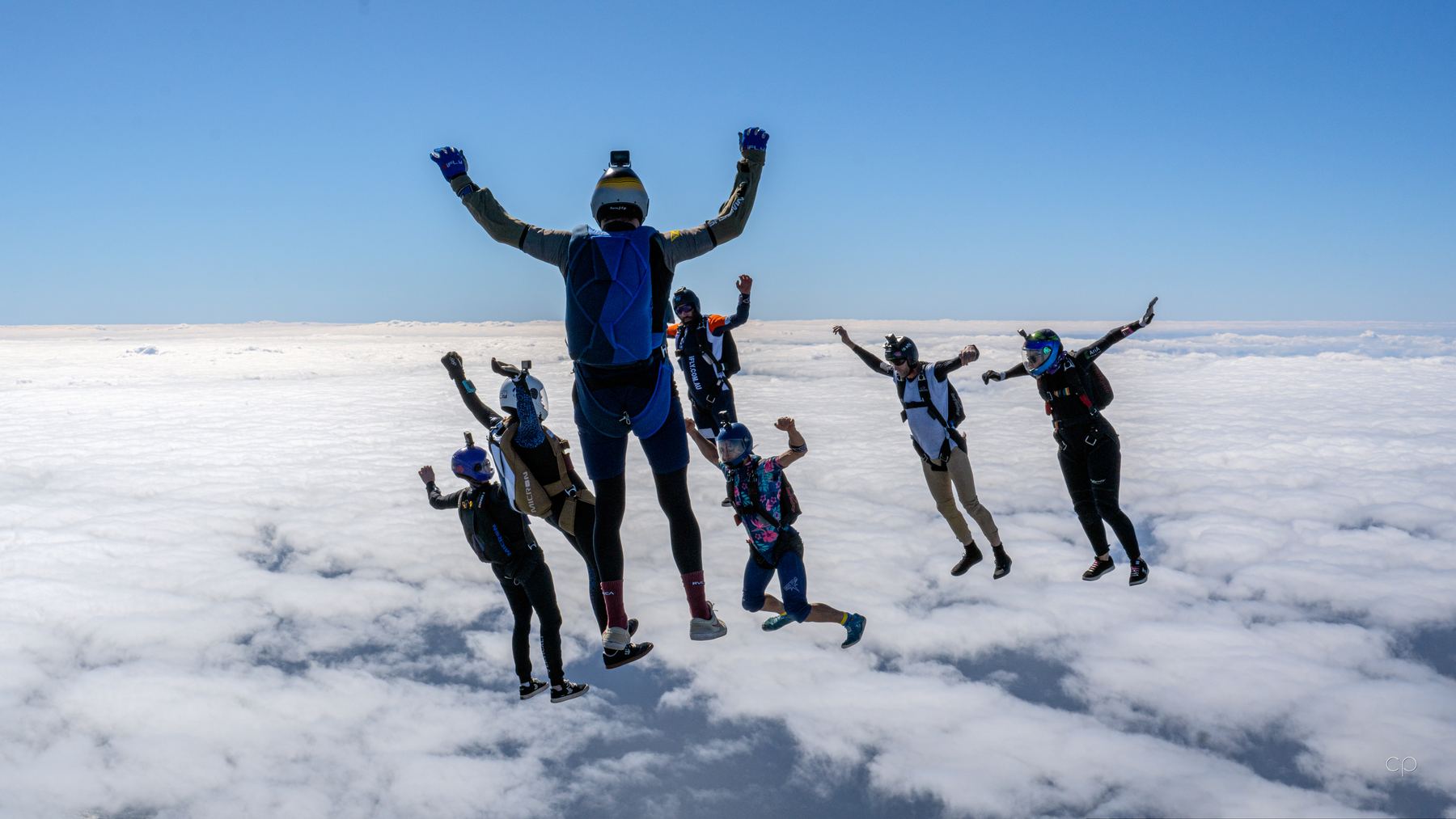 A big group in freefall at Foot Fetish #4