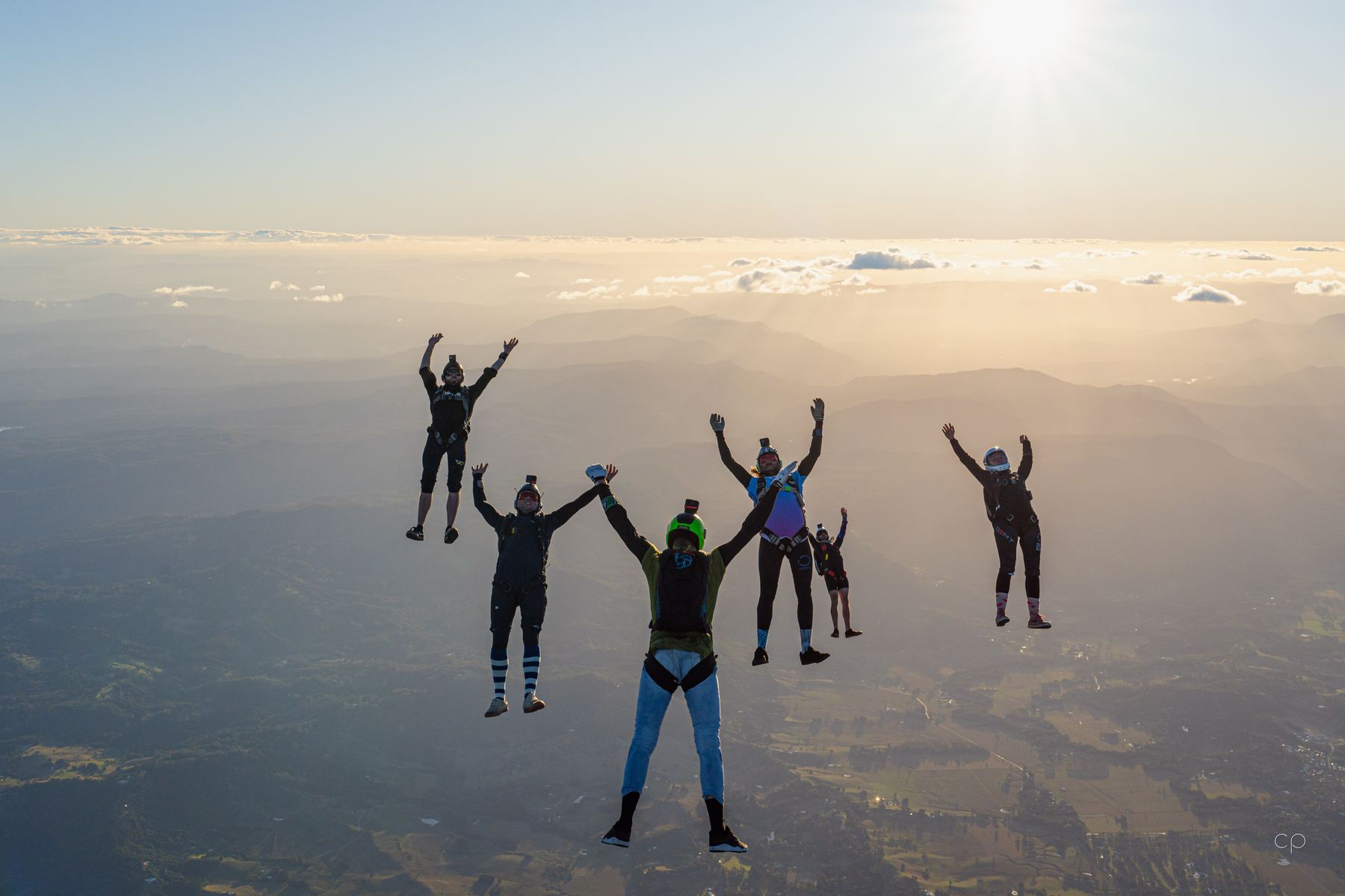A big group in freefall at Foot Fetish #4