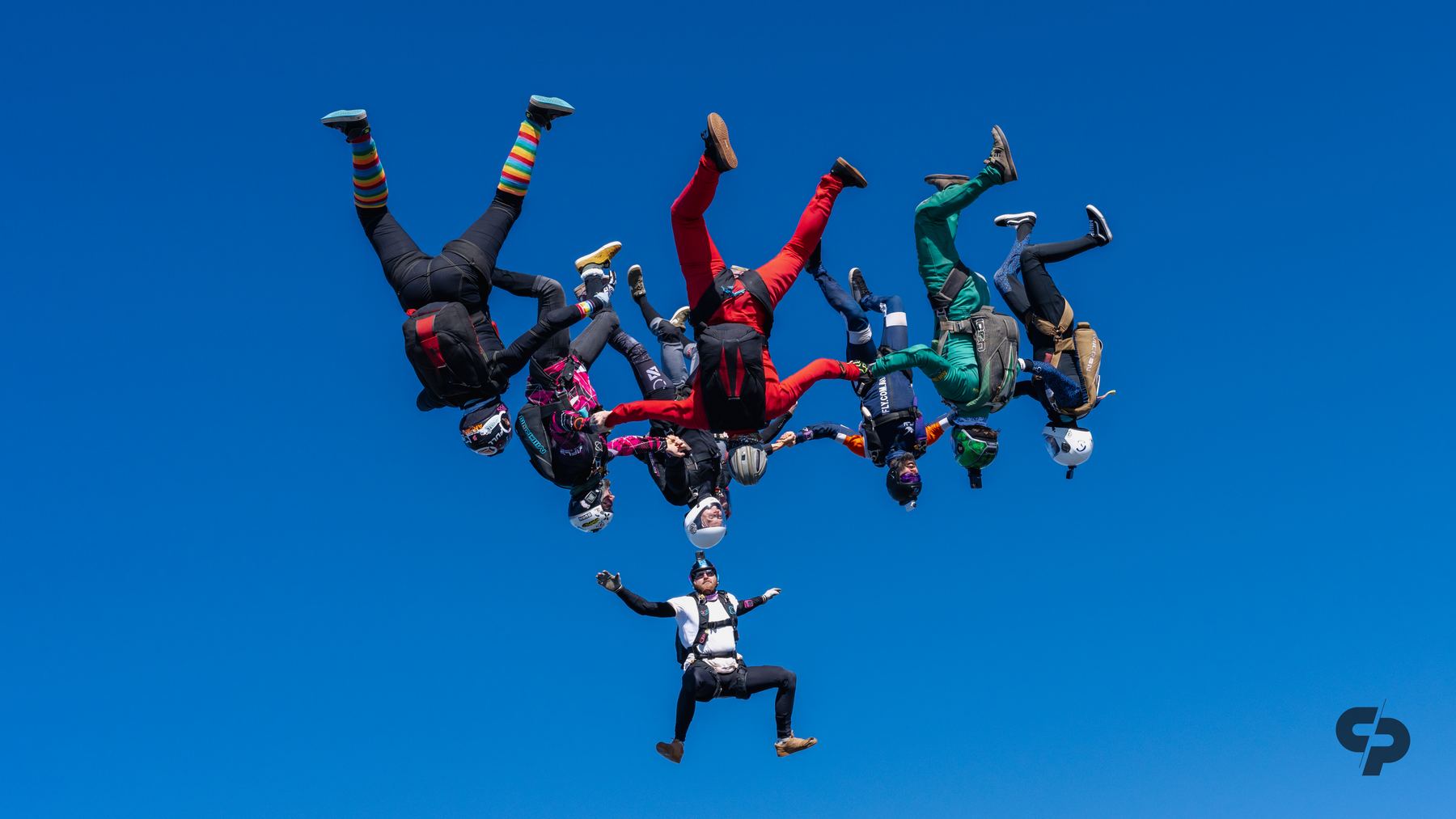 A big group in freefall at 6T9R 2024