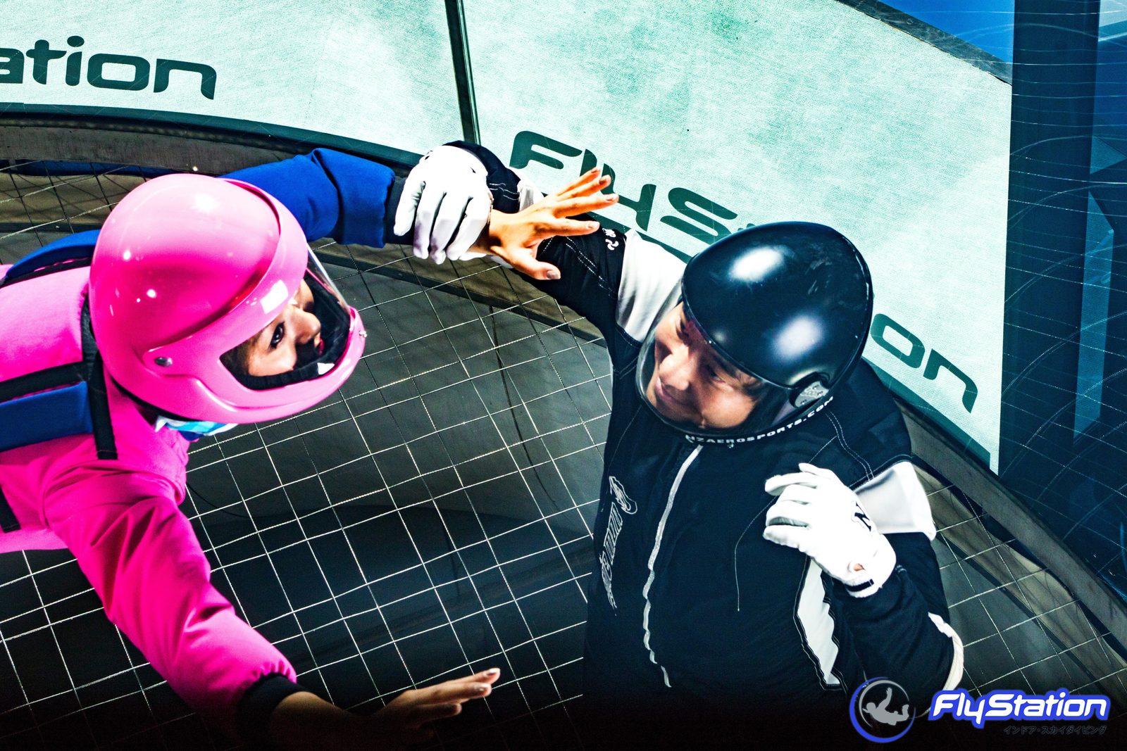 Tunnel coaching at FlyStation Japan